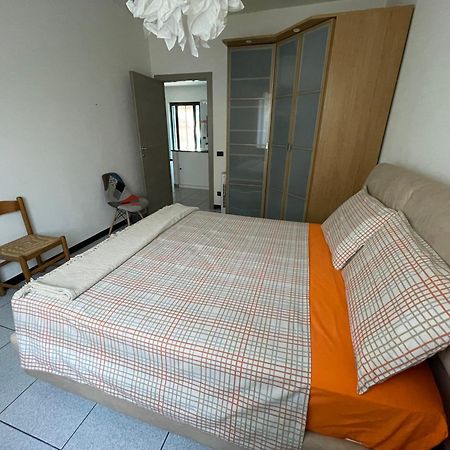 Casa Maria-Appartamento In Villa Ispra Dış mekan fotoğraf