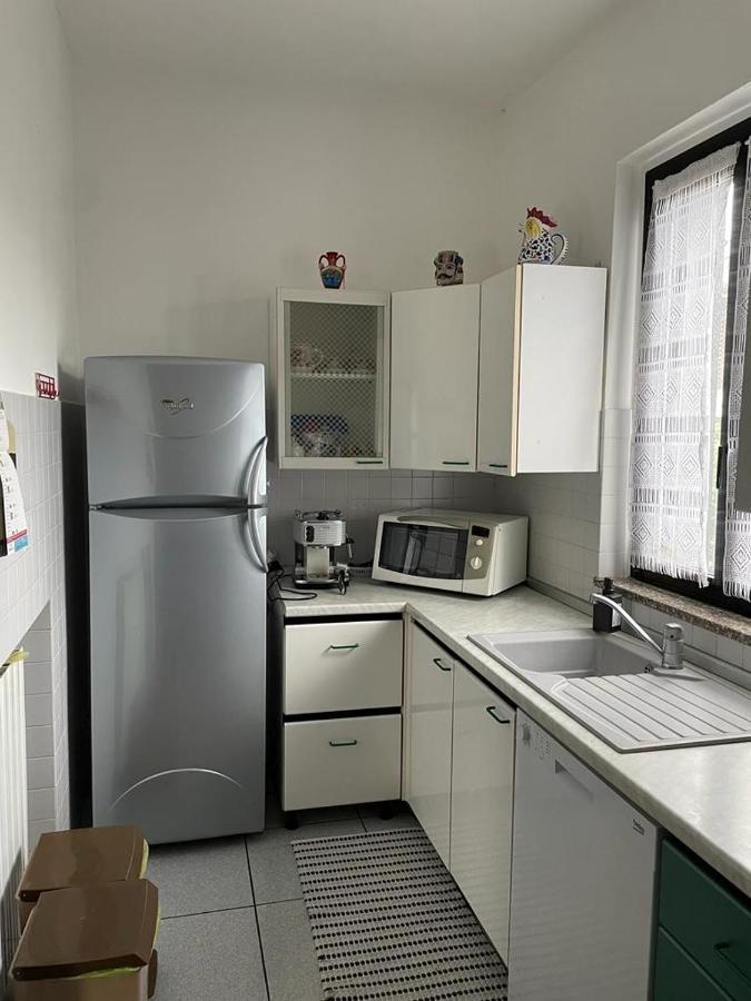 Casa Maria-Appartamento In Villa Ispra Dış mekan fotoğraf