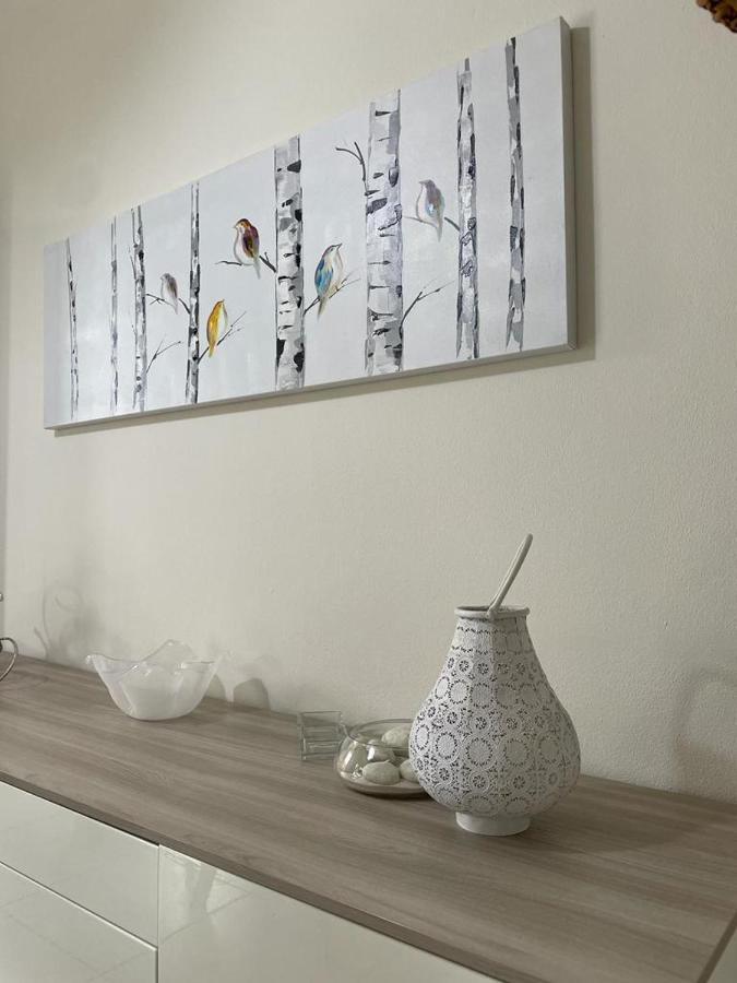 Casa Maria-Appartamento In Villa Ispra Dış mekan fotoğraf