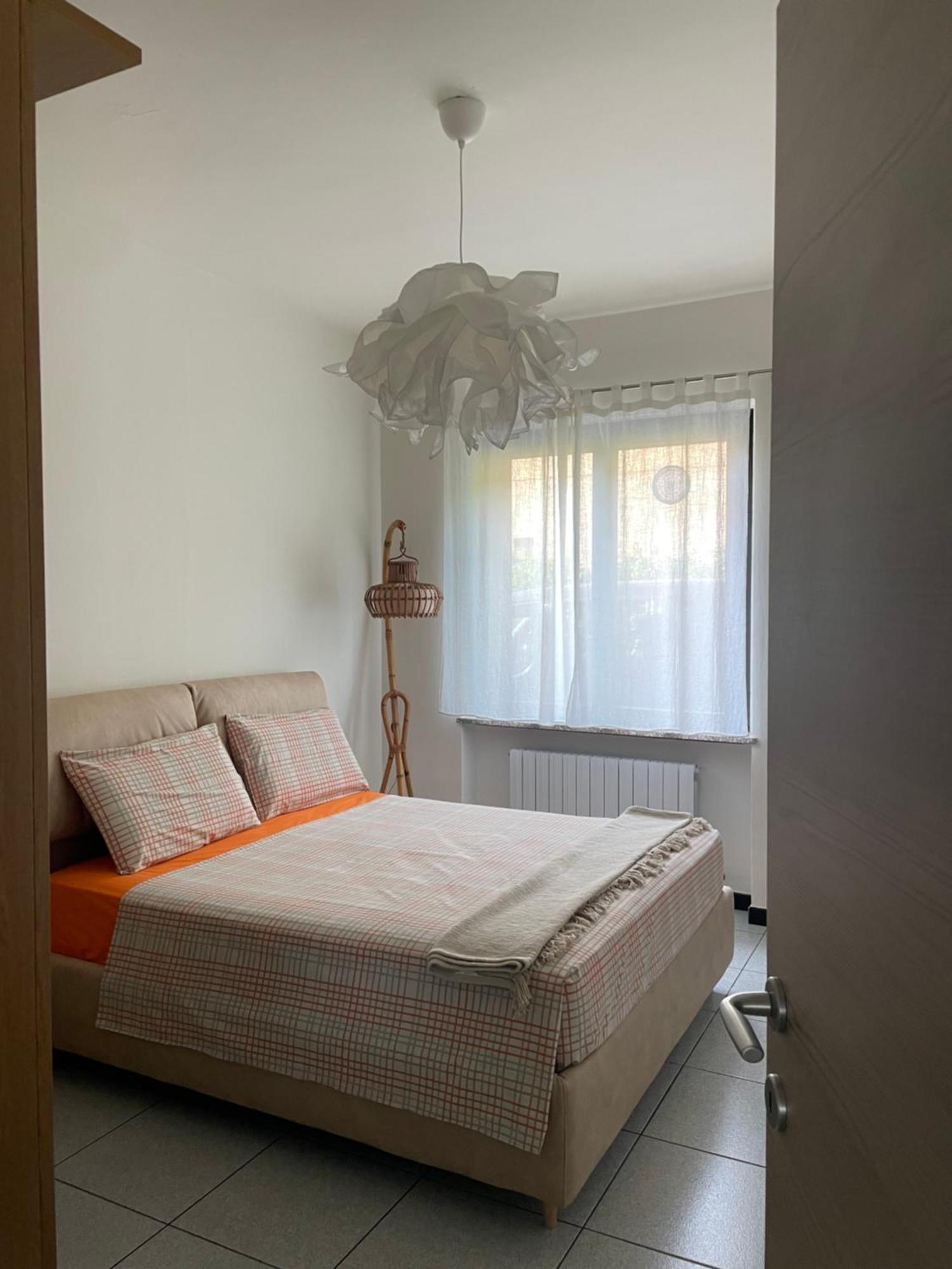 Casa Maria-Appartamento In Villa Ispra Dış mekan fotoğraf